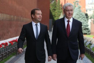 Медведев и Собянин провели церемонию открытия памятника Маршалу Рокоссовском