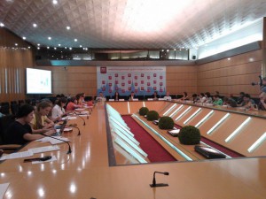 Вопрос раздельного сбора мусора обсуждали на конференции "Экологическая стратегия Москвы"
