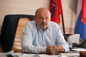 Владимир Дудочкин представил три поправки юридическо-лингвистического характера в федеральный законопроект о подготовке муниципальных служащих