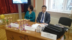 Глава муниципального округа Нина Пожарова и депутат Мосгордумы Мишин