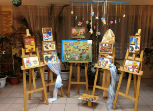 Выставка «Праздник, пахнущий мимозой» открылась в районе Чертаново Центральное