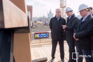 Мэр Москвы Сергей Собянин сообщил,что работы по созданию уникального парка «Зарядья» вышли на новый этап