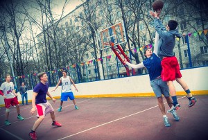 Сезон игры в уличный баскетбол стартовал в районе Чертаново Центральное