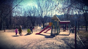 Одна из детских площадок района Чертаново Центральное 