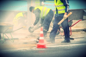 До конца лета в районе Чертаново Центральное проведут текущий ремонт асфальтобетонного покрытия