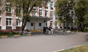 Школа в районе Чертаново Центральное в Москве