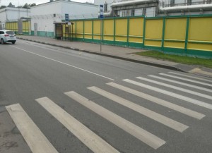 Новая дорожная разметка на Днепропетровской улице