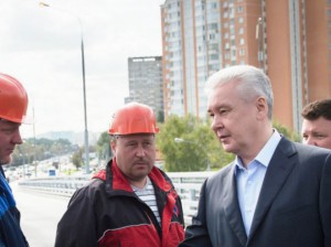 Собянин открыл движение по новой эстакаде на Липецкой улице