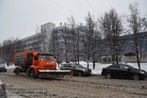 В районе Чертаново Центральное ликвидировали последствия снегопада