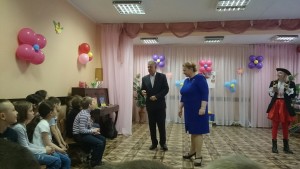 Александр Кузьмин и Анна Гурова с детьми