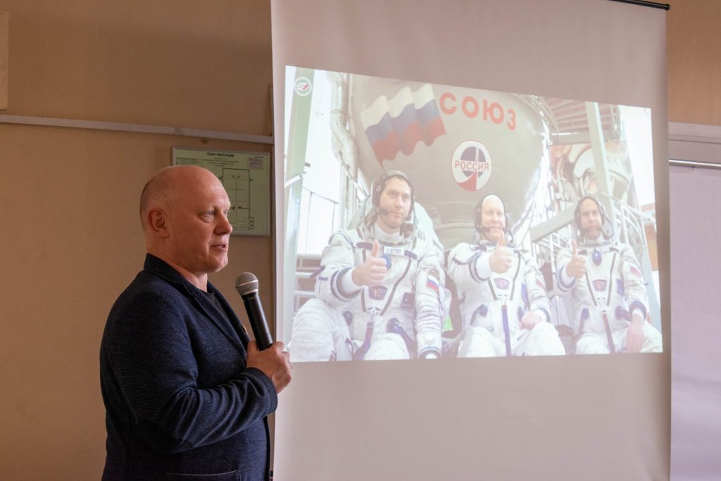 Встреча с космонавтом прошла в Пищевом колледже №33. Фото: страница учреждения в соцсетях