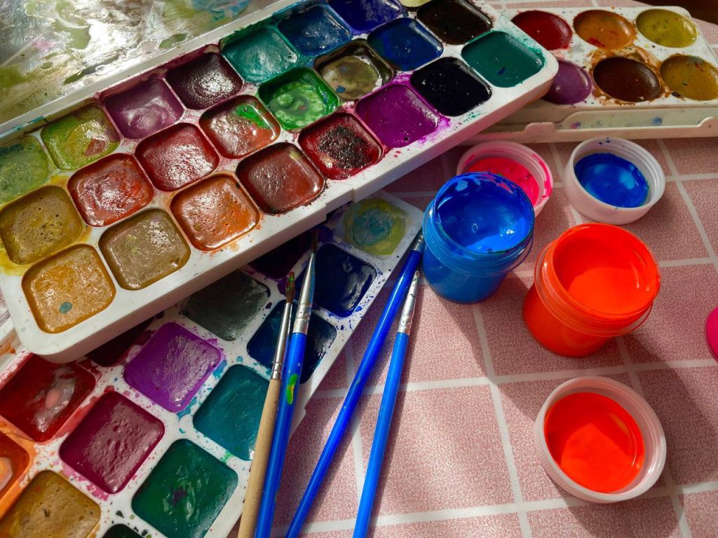 Выставку «Батурин в Тарусе» откроют представители ТО «Художники Чертанова». Фото: Татьяна Петрыкина, «Вечерняя Москва»