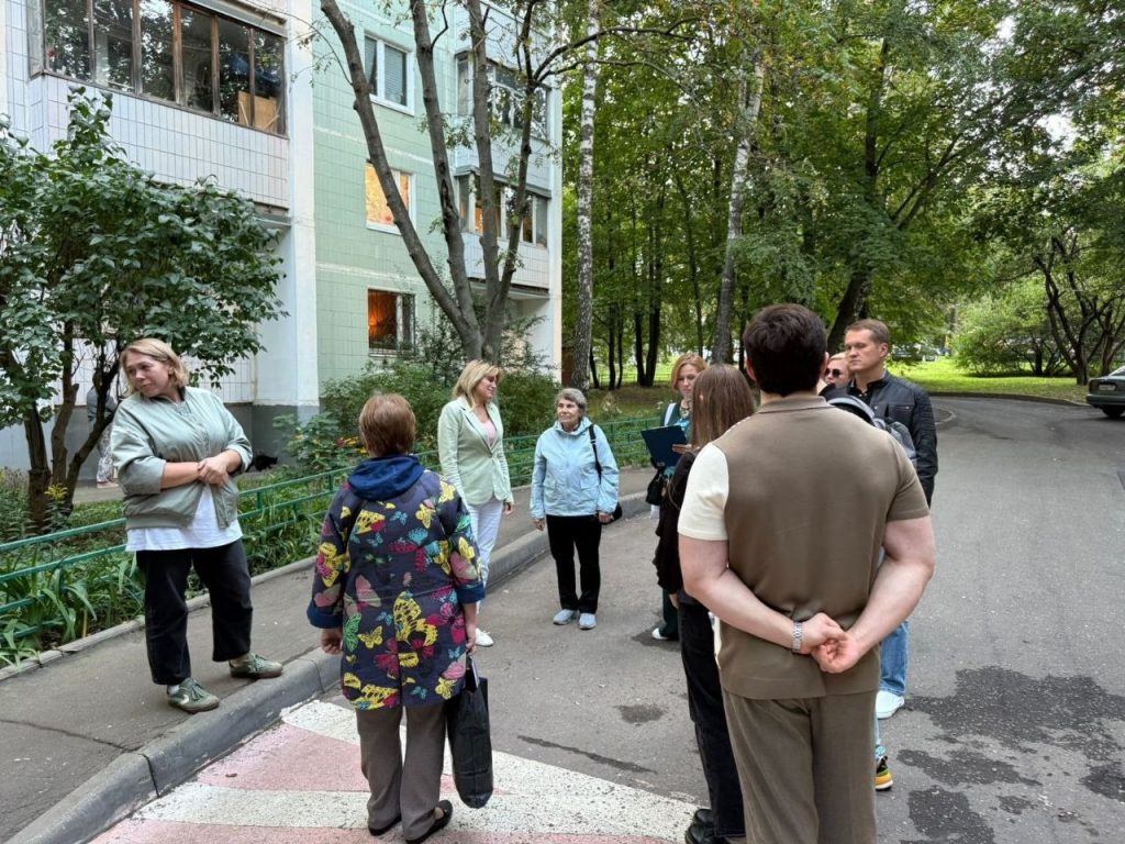 Еженедельный обход состоялся в Чертанове Южном. Фото: страница управы района Чертаново Центральное города Москвы в социальных сетях