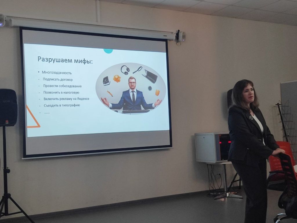 Одиннадцатиклассники школы №1173 посетили бизнес-тренинг. Фото: официальная страница школы №1173 в социальных сетях