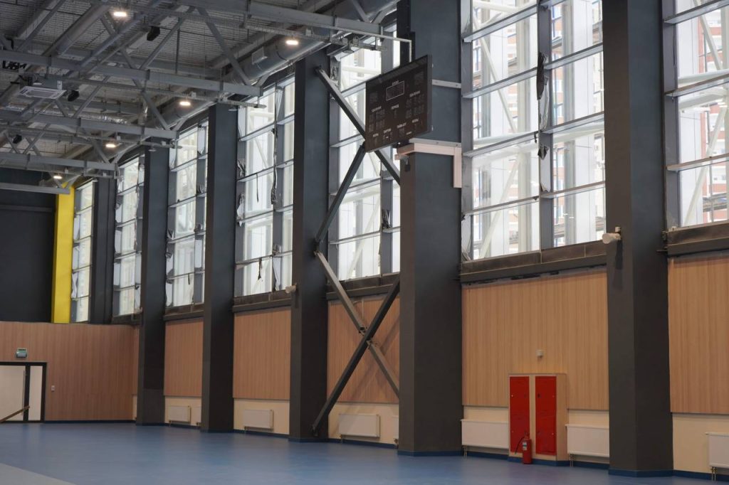 Эстафету «Папа, мама, я – футбольная семья!» провели в школе №1173. Фото: Анна Быкова, «Вечерняя Москва»