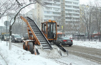С территории района Чертаново Центральное вывезено более 4 тысяч кубометров снега