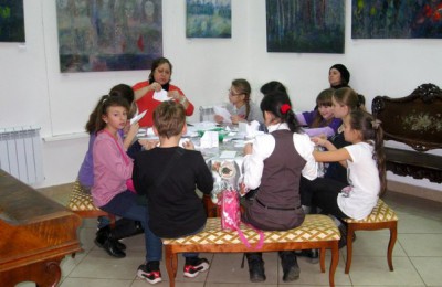 Жители района Чертаново Центральное смогут принять участие в мастер-классах по созданию валентинок