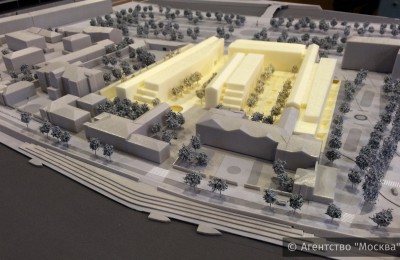 Макет проекта, который победил в конкурсе на концепцию застройки на Софийской набережной в Москве