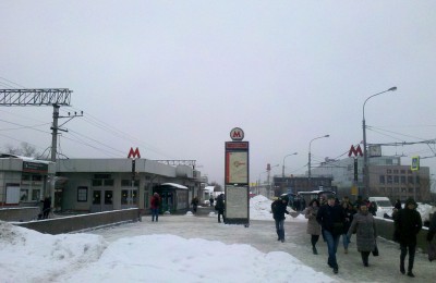 Основные места несанкционированной торговли в районе Чертаново Центральное были отмечены около станций метро