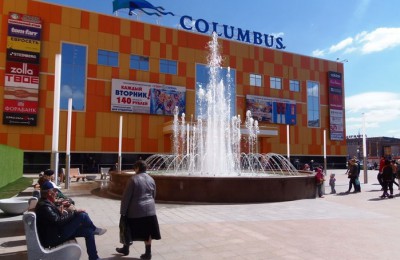 Один из фонтанов будет располагаться перед входом в торговый центр «Колумбус»