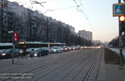 Светофор на улице Чертановская