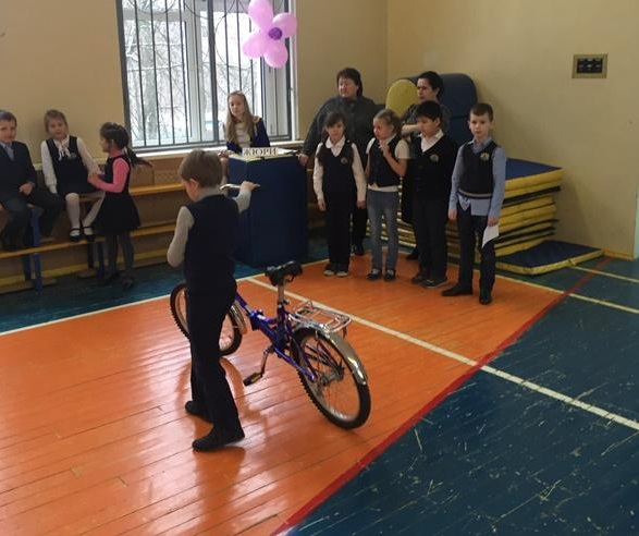 Соревнование «Безопасное колесо» прошло в школе №556