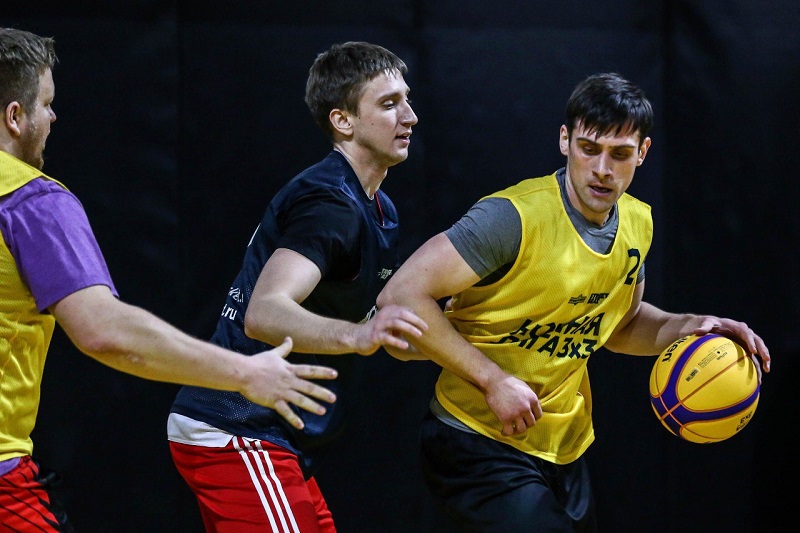 Дмитрий Миронов принял участие в турнире «Ночная лига 3х3»