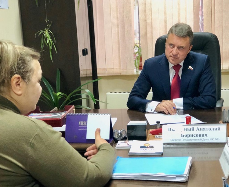 Анатолий Выборный