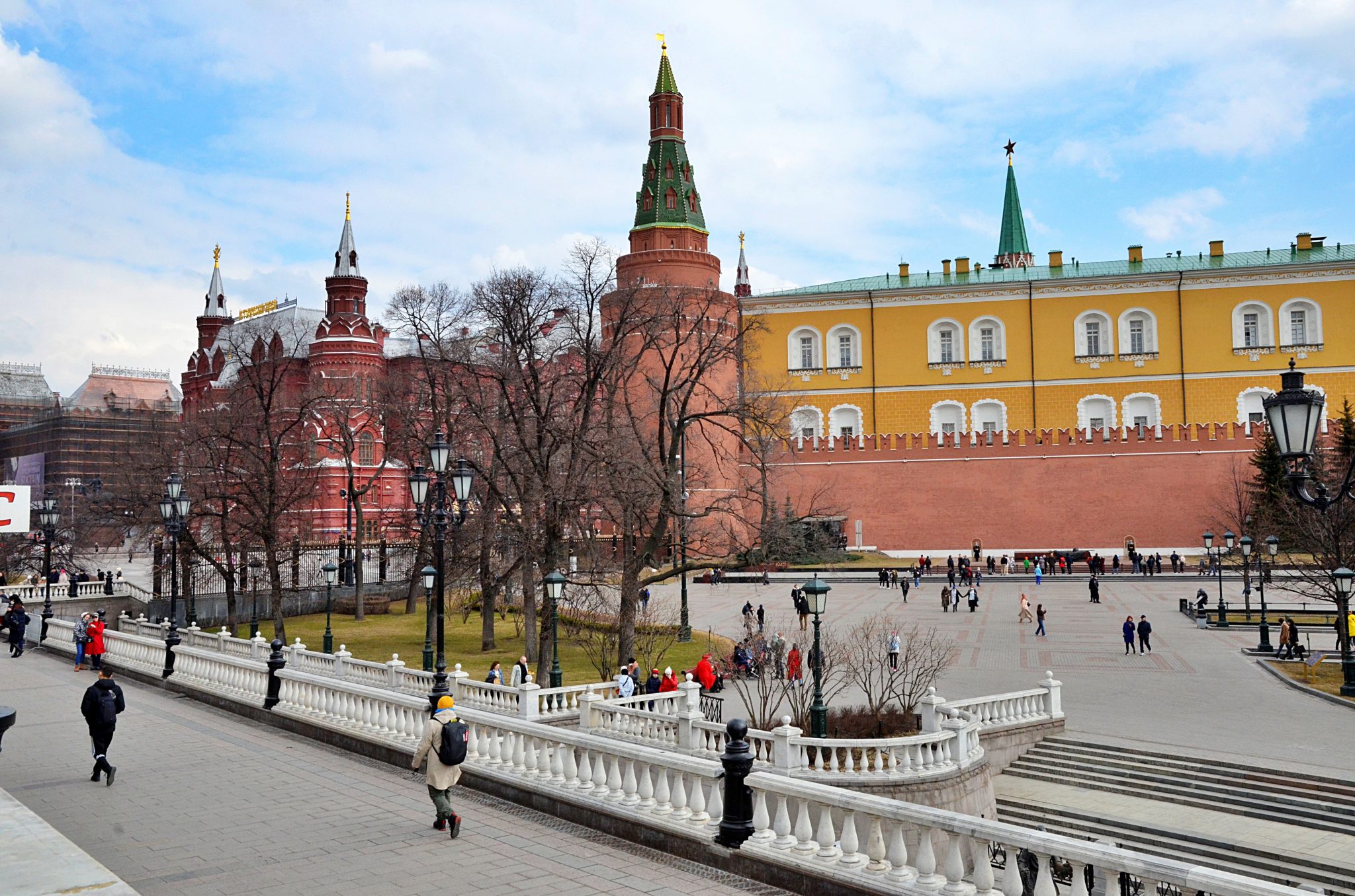 Москва прими. Москва официально. Власти столицы. Москва выросла 1302. Москва.