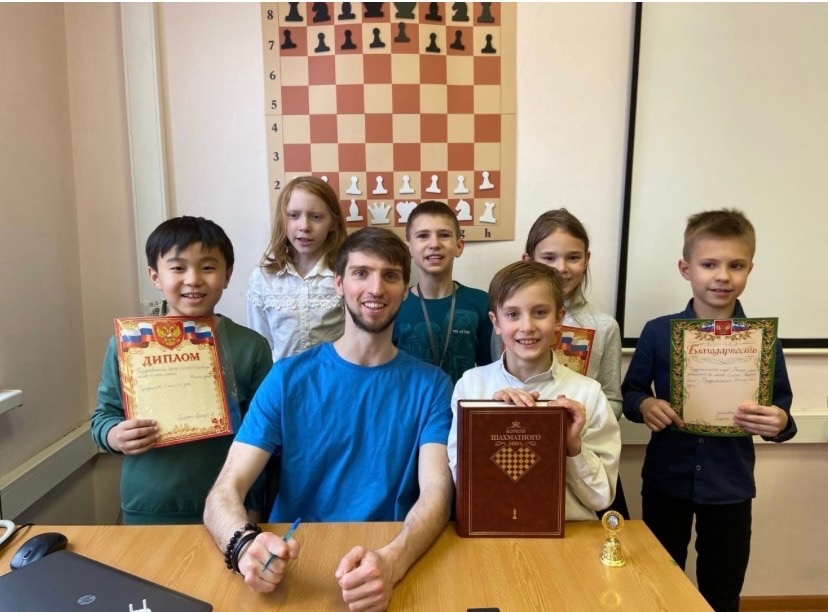 Школа №1173 рассказала о победах своих шахматистов
