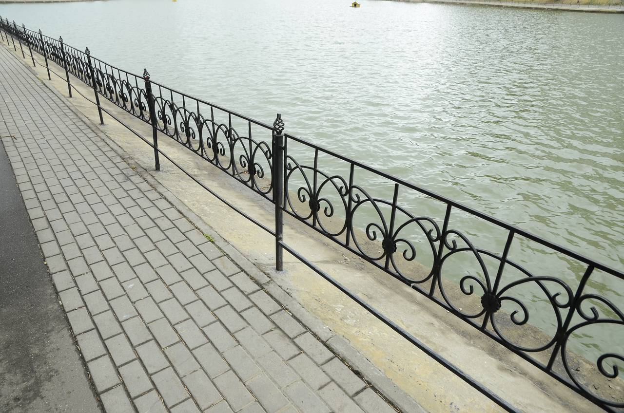 Представители управы Чертанова Центрального проведут мероприятие «Прощай, лето!». Фото: Анна Быкова, «Вечерняя Москва»