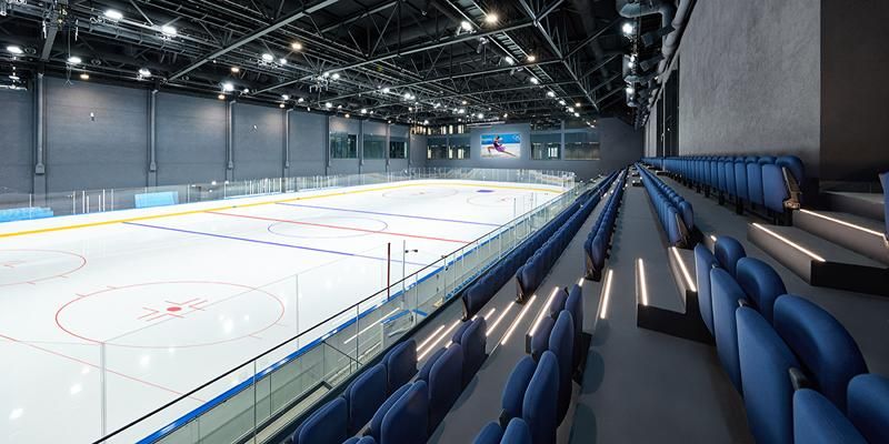 Новый спортивный комплекс с ледовой ареной построили в Чертанове Центральном. Фото: пресс-служба Департамента гражданского строительства города Москвы