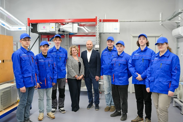 Новую лабораторию открыли в Пищевом колледже №33. Фото: официальная страница Пищевого колледжа №33 в социальных сетях