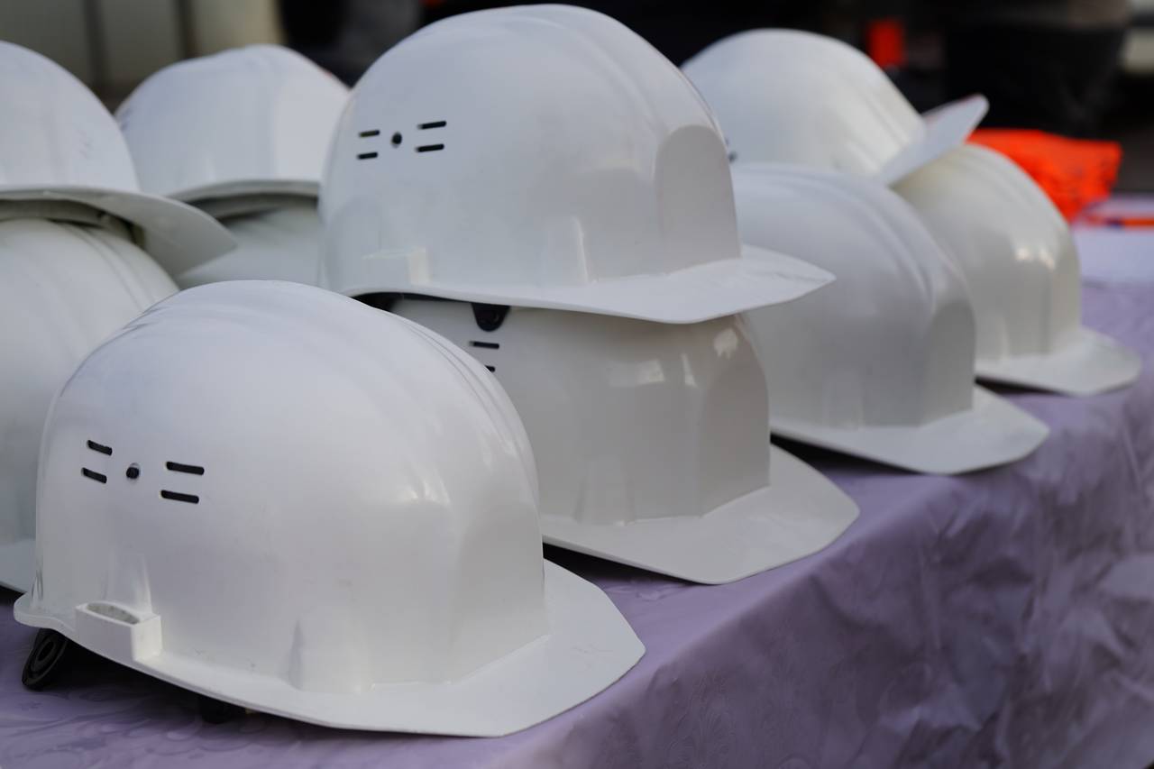 Сотрудники управы Чертанова Центрального сообщили о завершении ряда ремонтных работ. Фото: Анна Быкова, «Вечерняя Москва»